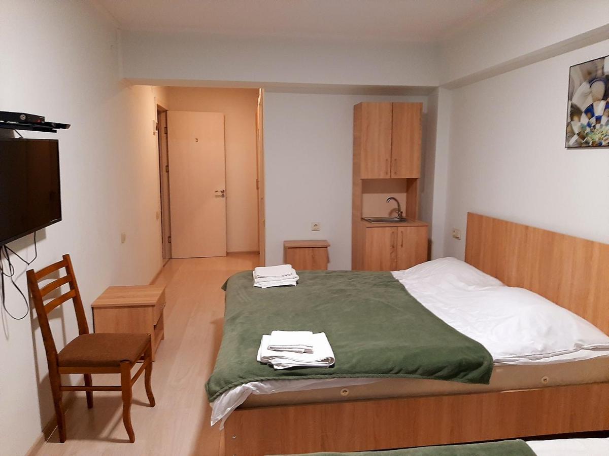 Amadeus Hotel Тбилиси Экстерьер фото