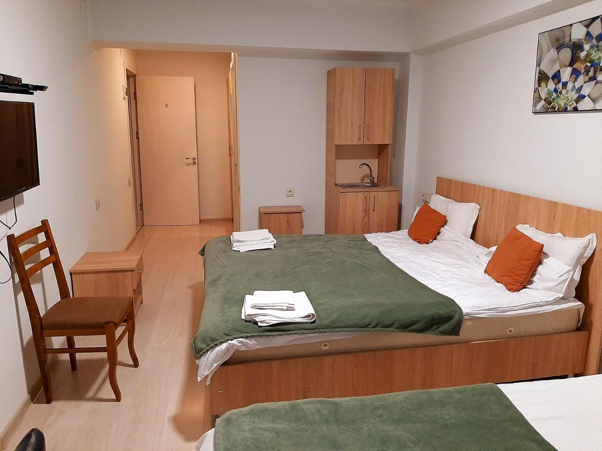 Amadeus Hotel Тбилиси Экстерьер фото