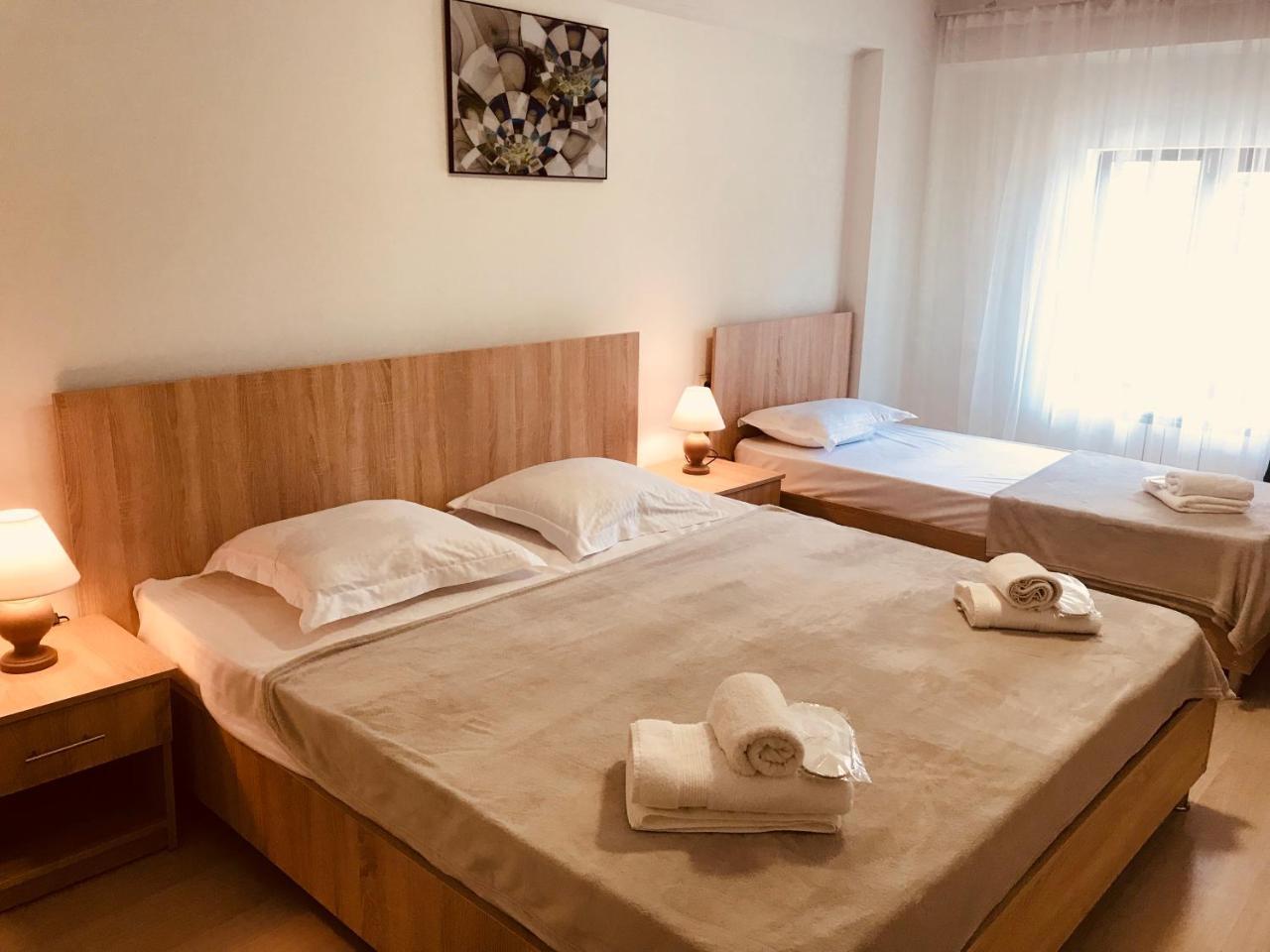 Amadeus Hotel Тбилиси Экстерьер фото