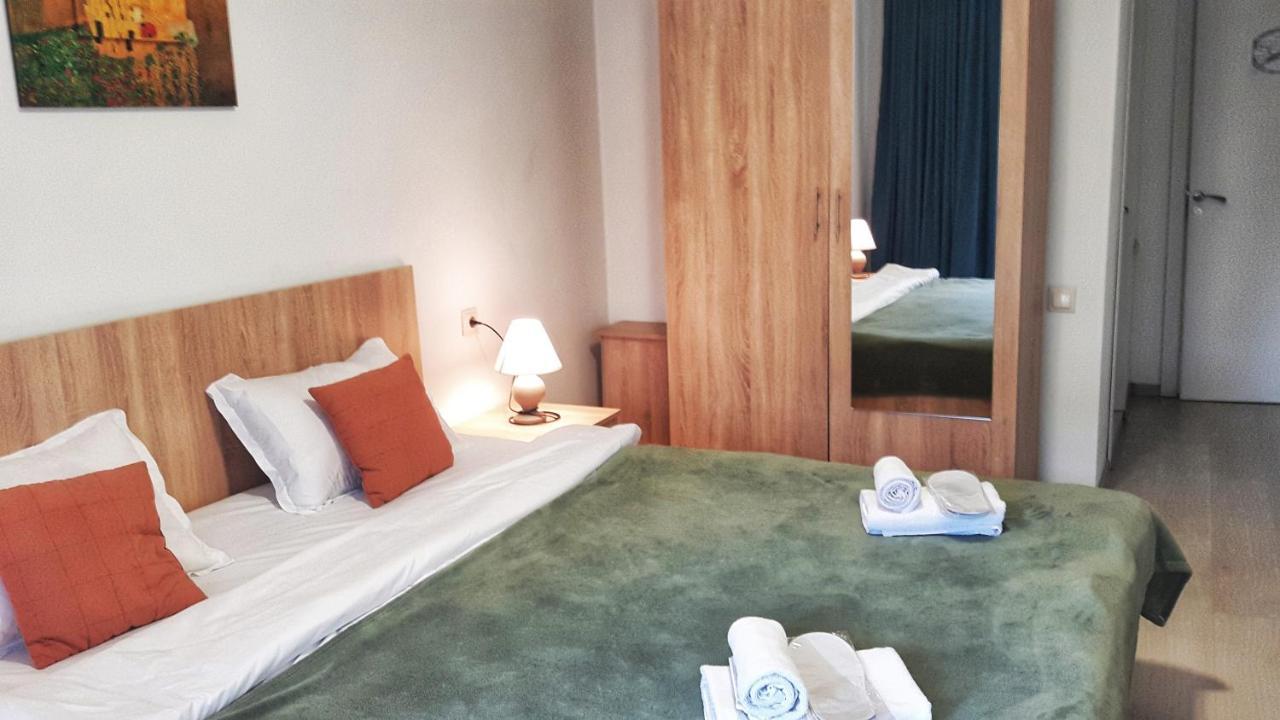 Amadeus Hotel Тбилиси Экстерьер фото