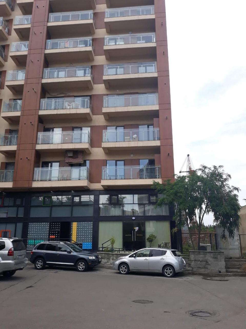 Amadeus Hotel Тбилиси Экстерьер фото